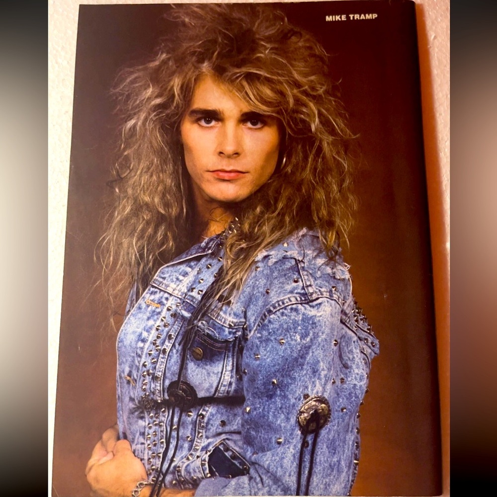 White Lion’s Mike Tramp pinup